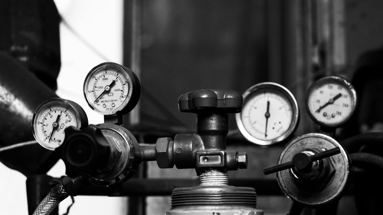 GPM to PSI Calculator - Convert Flow Rate to Pressure Easily