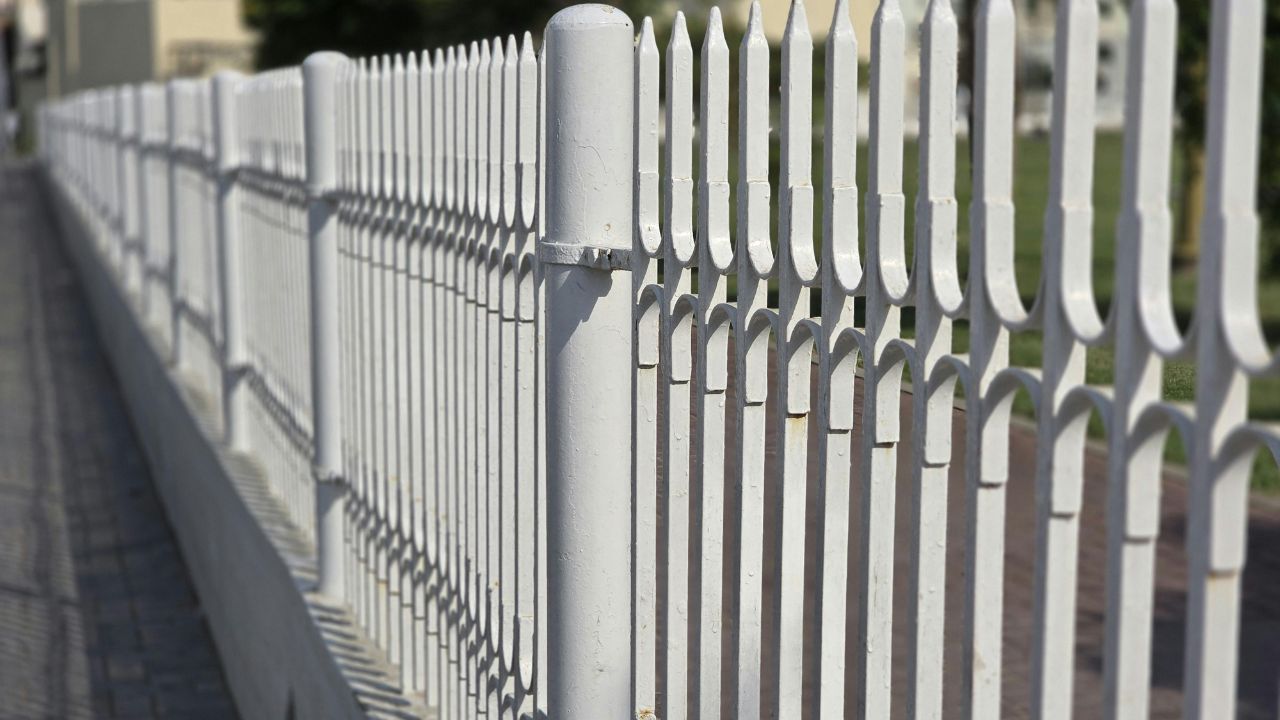 Fence Cost Per Foot Calculator